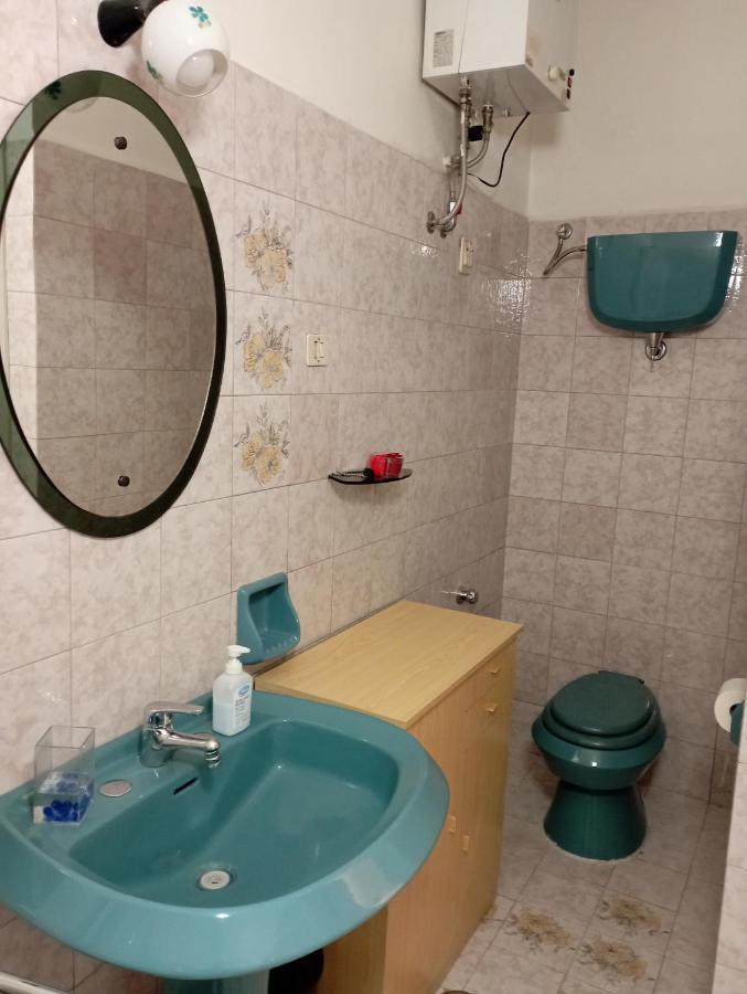 Casa San Carlo Affittacamere Foligno Buitenkant foto